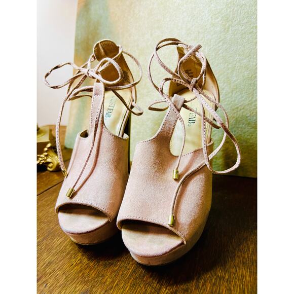 JustFab Nylia Blush Faux Suede T-Strap Lace-Up Gladiator Peep Toe Heels 5.5 - Picture 5 of 9